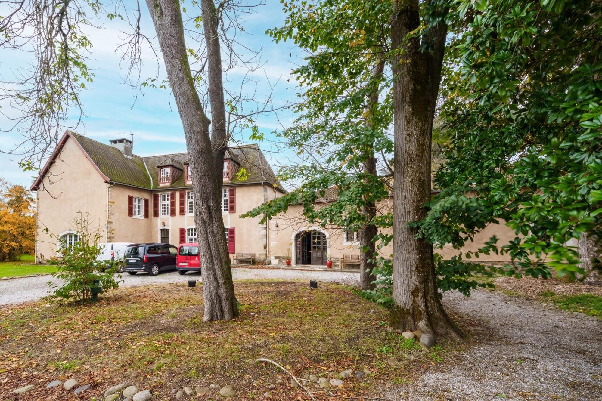 La Petite Maison - Avec Piscine Partagee Villa Osserain-Rivareyte Esterno foto